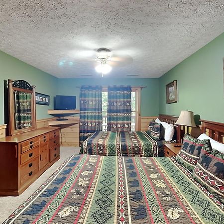 Above The Clouds, 4 Bedrooms, Pool Access, Private, Gaming, Sleeps 16 Gatlinburg Extérieur photo