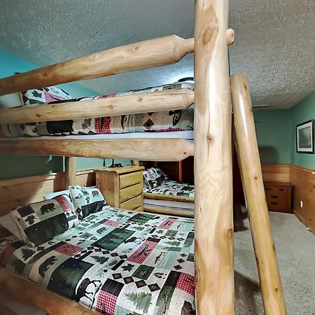 Above The Clouds, 4 Bedrooms, Pool Access, Private, Gaming, Sleeps 16 Gatlinburg Extérieur photo
