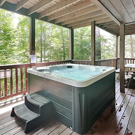 Above The Clouds, 4 Bedrooms, Pool Access, Private, Gaming, Sleeps 16 Gatlinburg Extérieur photo