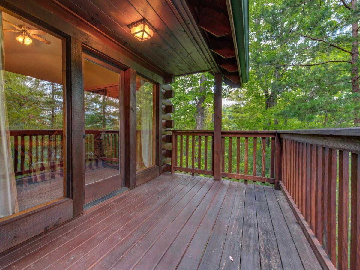Above The Clouds, 4 Bedrooms, Pool Access, Private, Gaming, Sleeps 16 Gatlinburg Extérieur photo