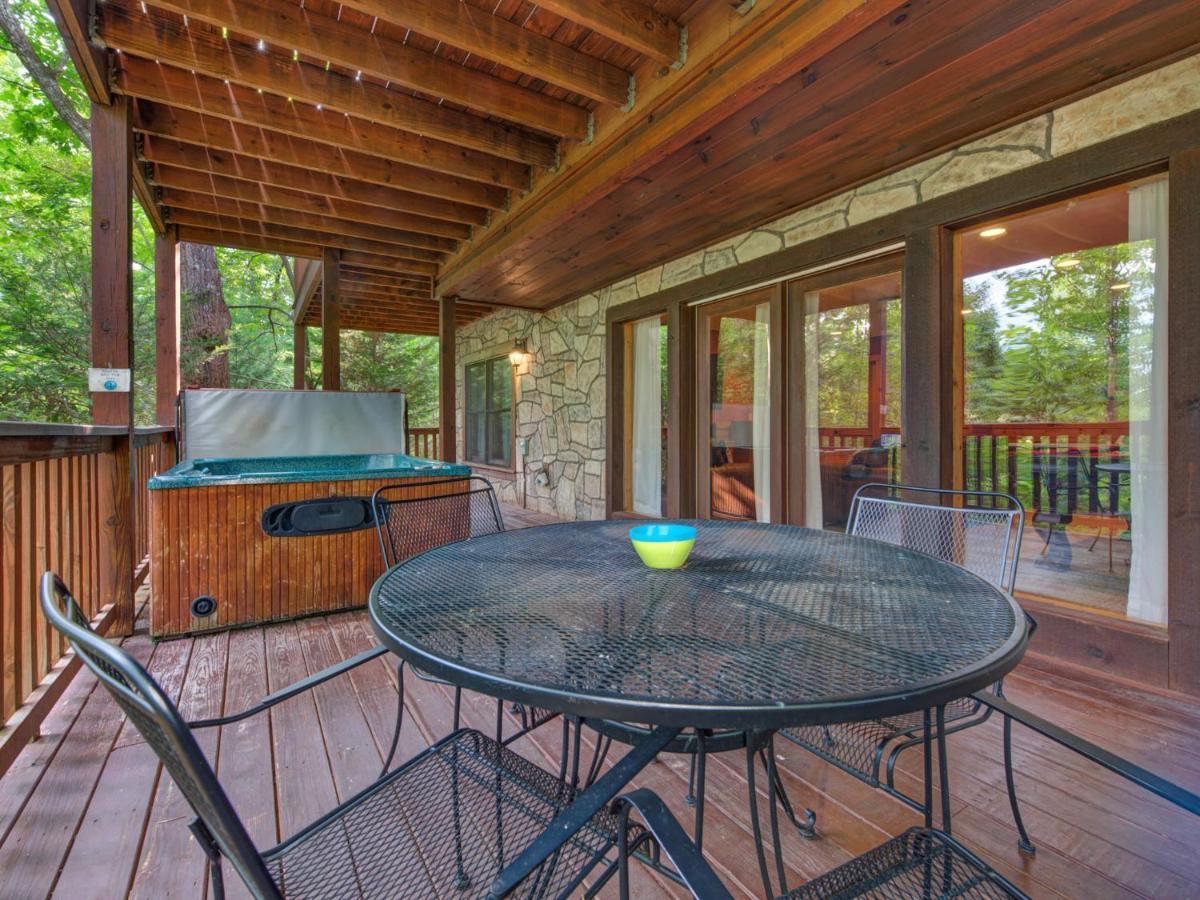 Above The Clouds, 4 Bedrooms, Pool Access, Private, Gaming, Sleeps 16 Gatlinburg Extérieur photo