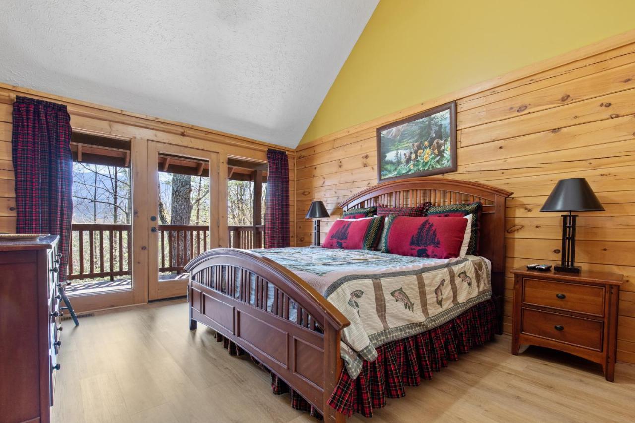 Above The Clouds, 4 Bedrooms, Pool Access, Private, Gaming, Sleeps 16 Gatlinburg Extérieur photo