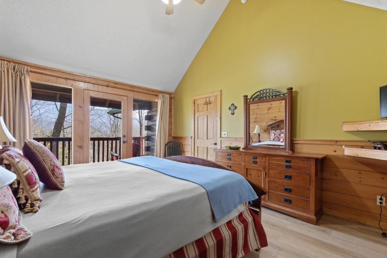 Above The Clouds, 4 Bedrooms, Pool Access, Private, Gaming, Sleeps 16 Gatlinburg Extérieur photo