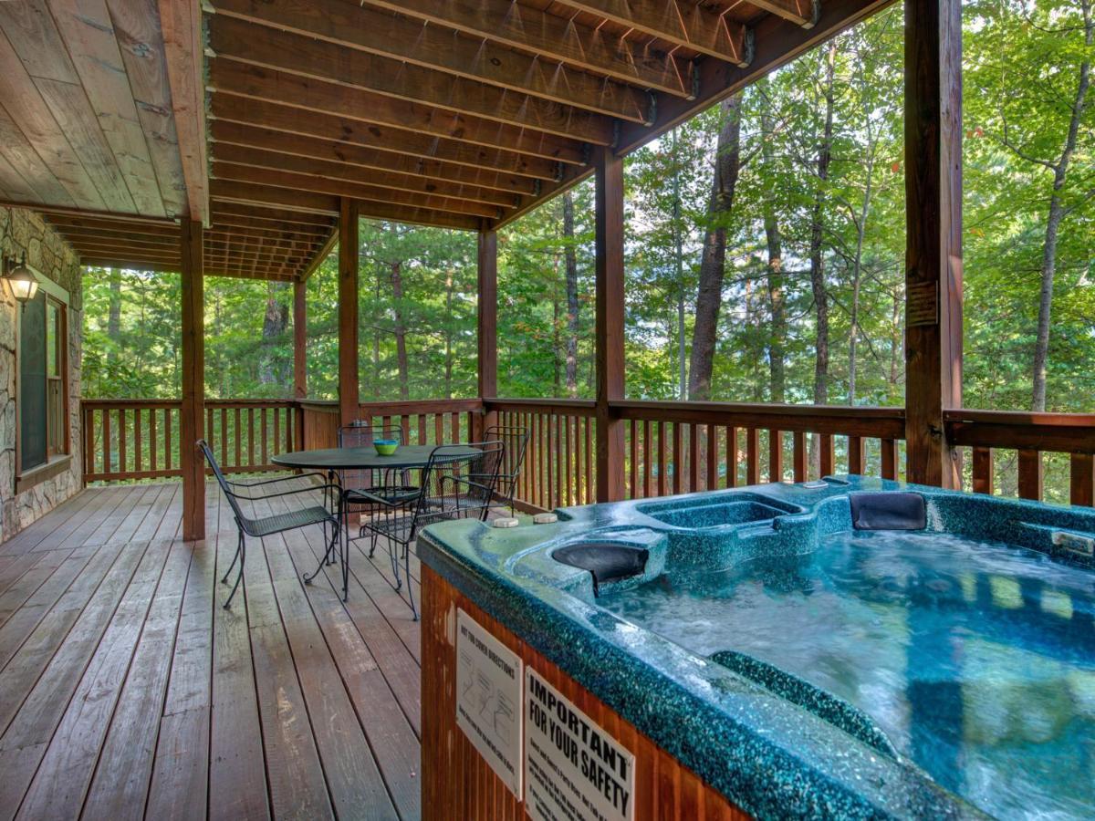 Above The Clouds, 4 Bedrooms, Pool Access, Private, Gaming, Sleeps 16 Gatlinburg Extérieur photo