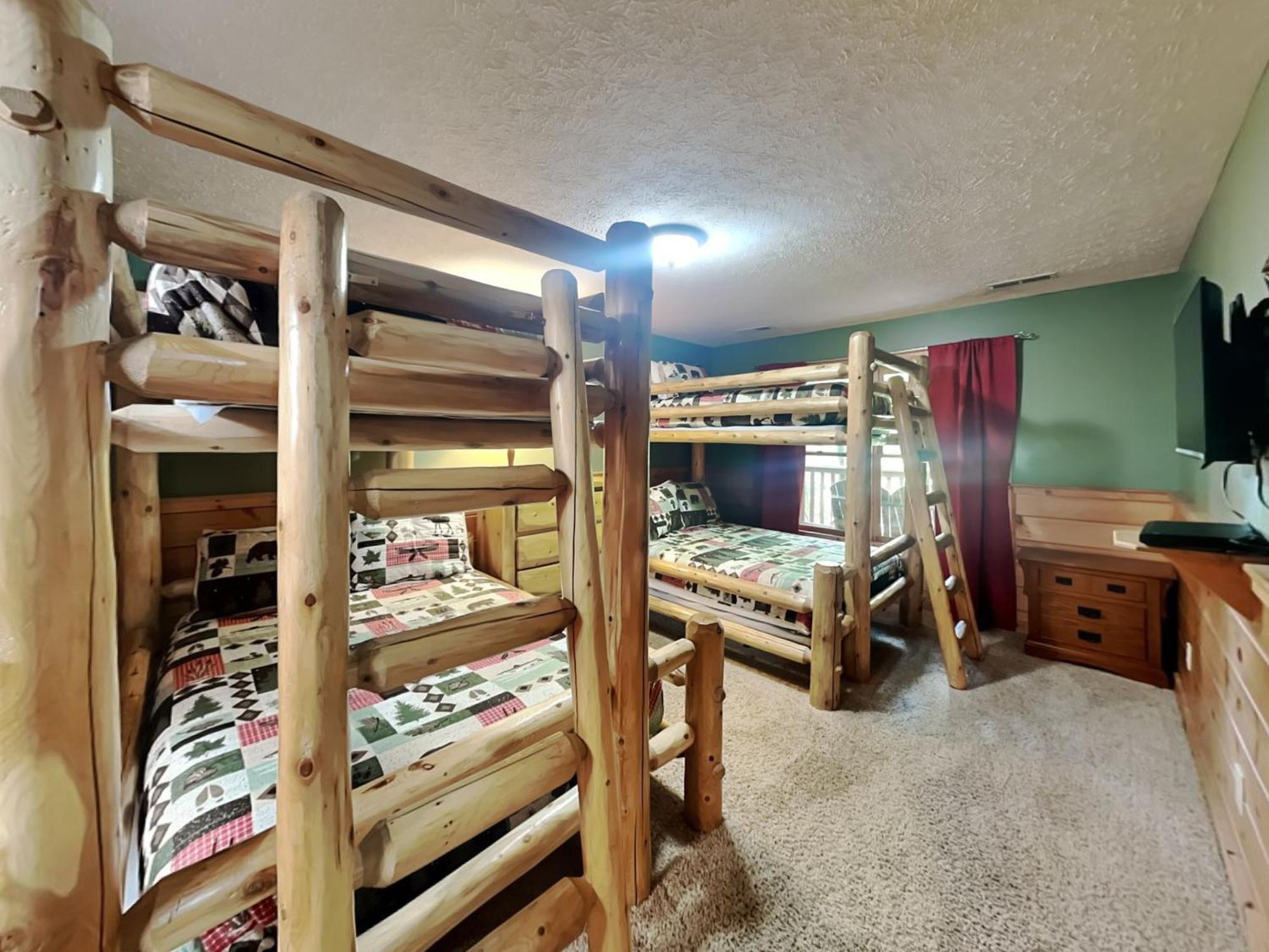 Above The Clouds, 4 Bedrooms, Pool Access, Private, Gaming, Sleeps 16 Gatlinburg Extérieur photo